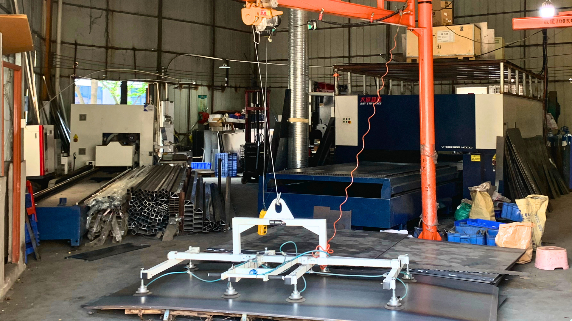 How Does Sheet Metal Thickness Affect Machine Load Capacity?